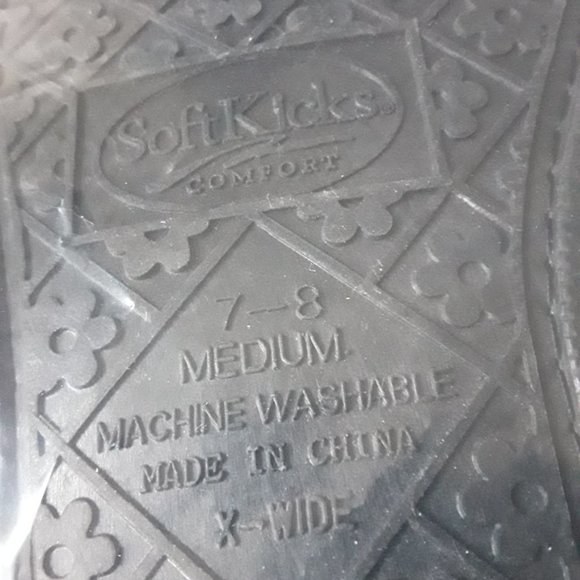 SoftKicks Comfort Xtra Wide Slippers - NWT - Picture 5 of 5